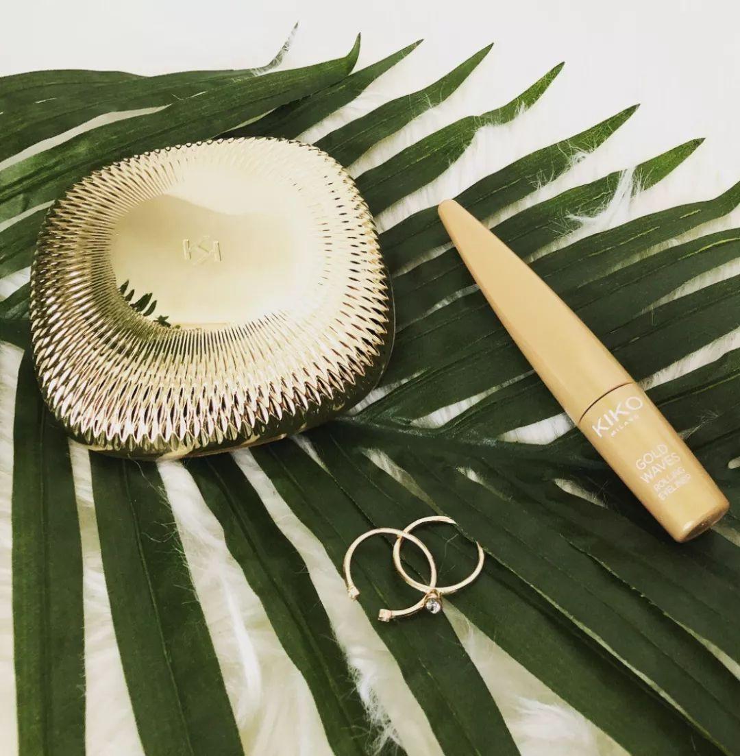 纪梵希口红发霉发黑长毛,纪梵希口红长毛是真的吗