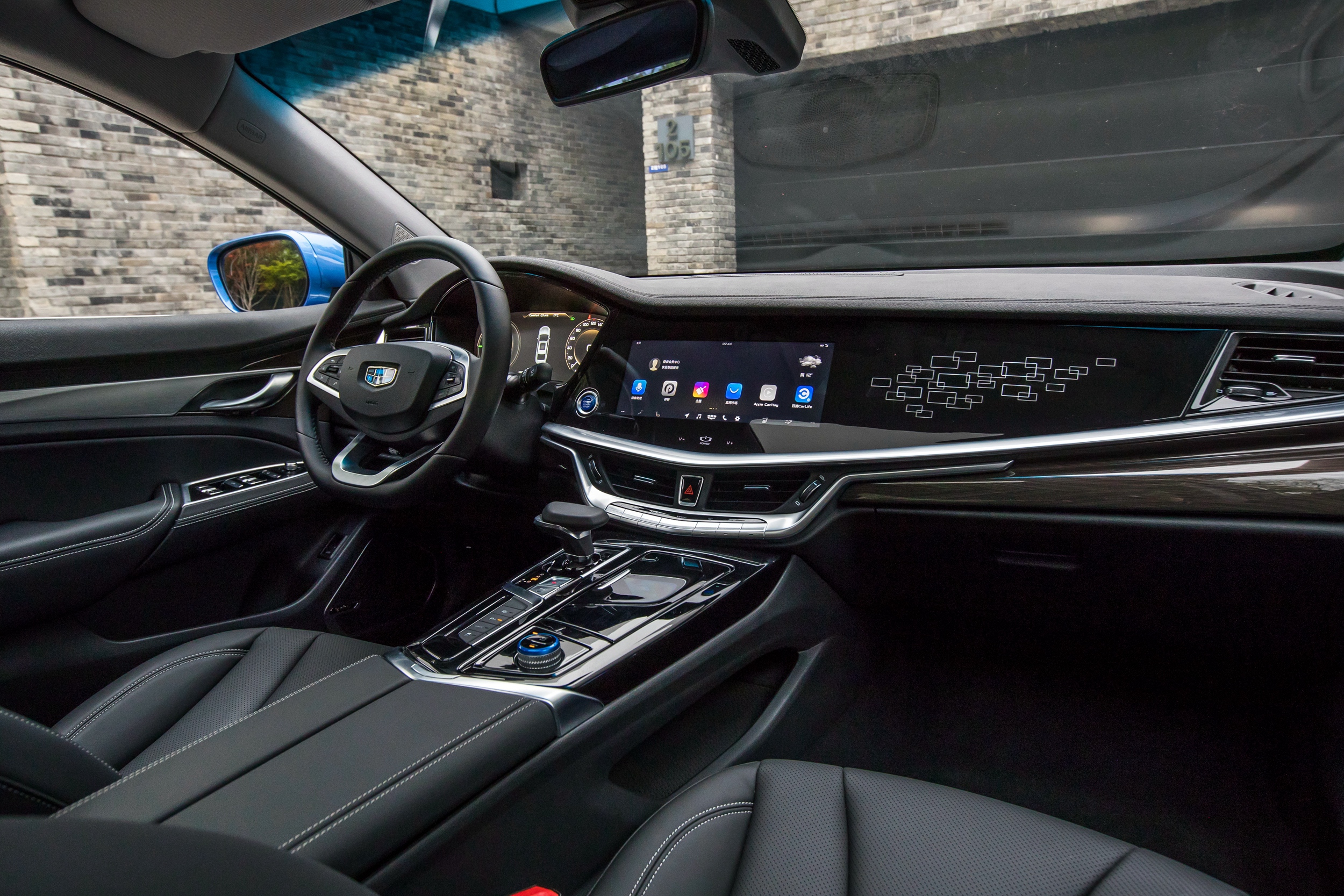 吉利博瑞ge是新能源车吗,吉利博瑞ge新能源改黑武士