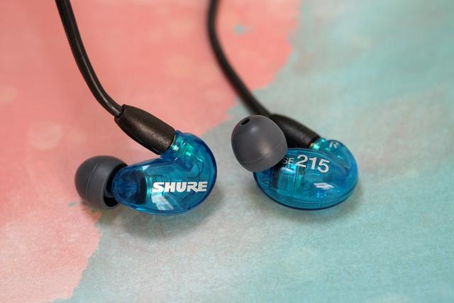 舒尔se215沙沙沙声音,舒尔se215新款老款评测