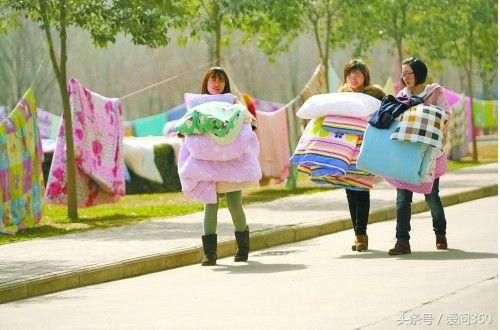 太阳晒被子怎么晒透气,太阳晒被子的正确方法