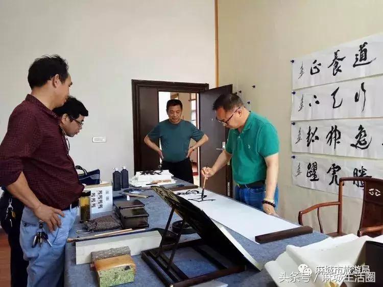 奇闻!文艺大咖在麻城找到梦里桃源,小山坳变艺术村