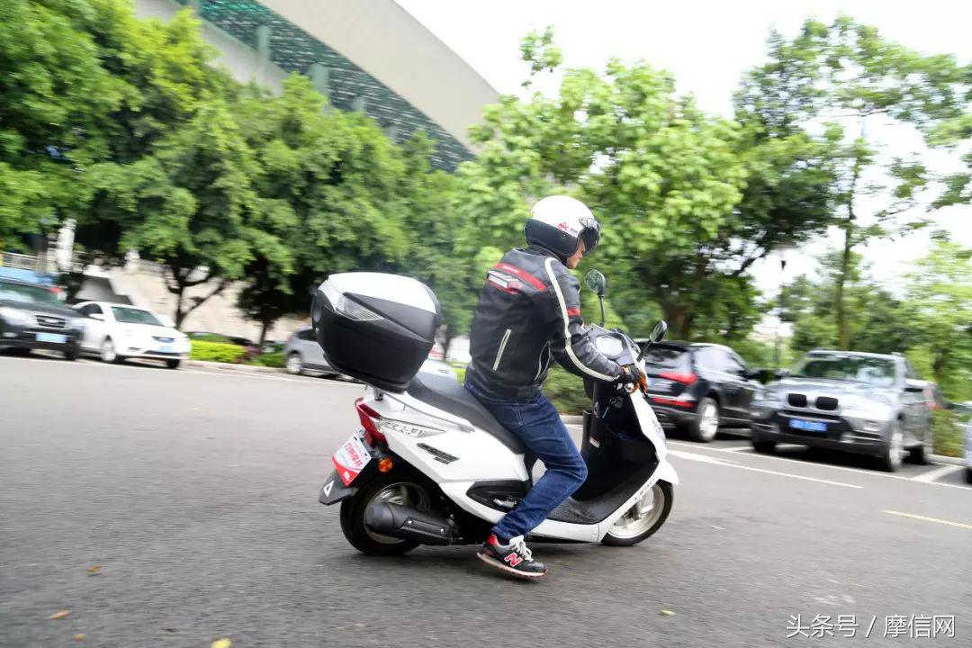 力帆花韵125踏板摩托车,力帆125踏板花韵评测