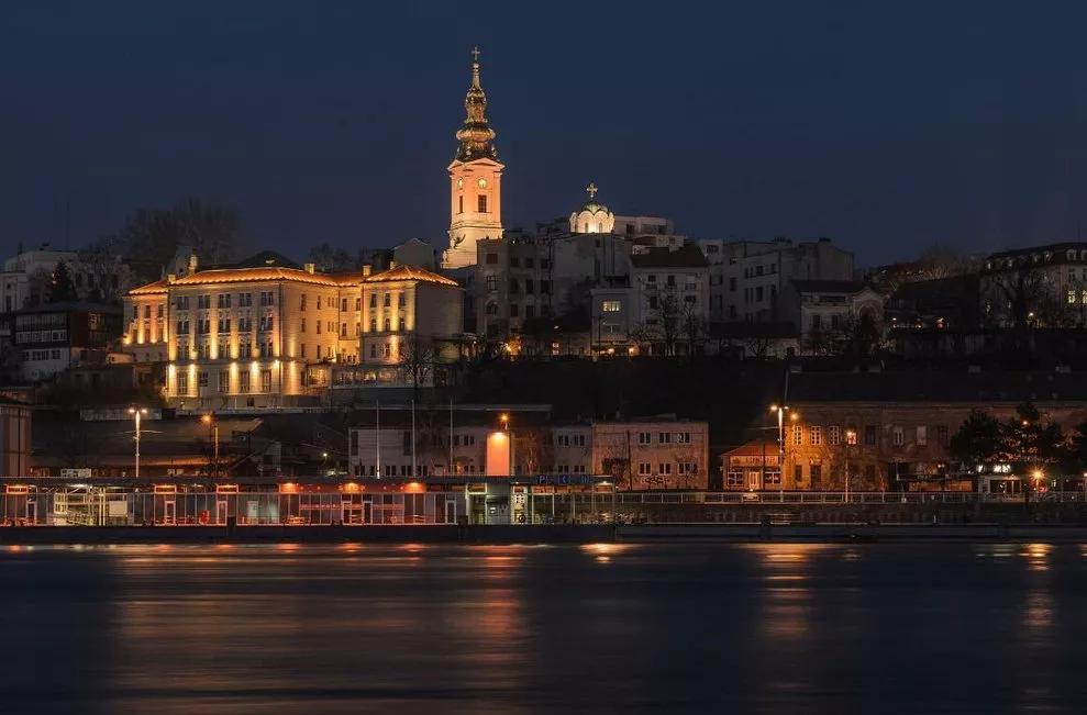 一杯咖啡50块钱,一杯咖啡5元