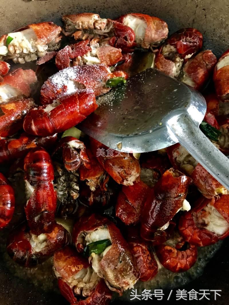 夏天怎么能少得了麻辣小龙虾,夏天的快乐一定少不了麻辣小龙虾