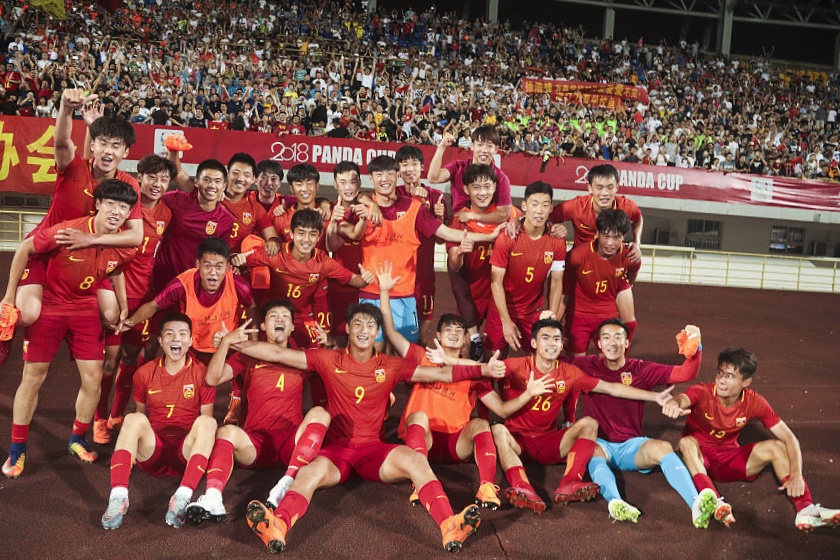 国足衣服颜色为什么不一样,国足球衣颜色被吐槽