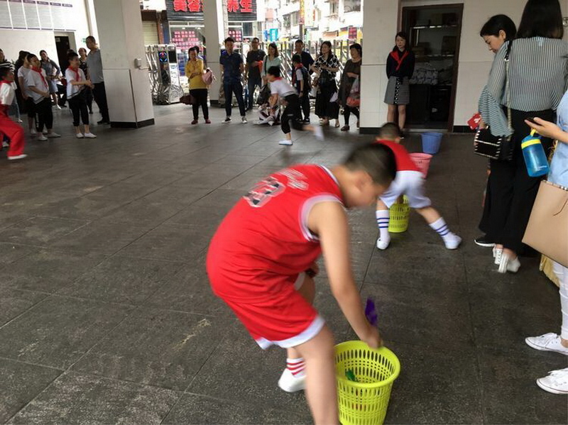 争做新时代好少年中队活动方案,争做新时代好队员红领巾活动案例