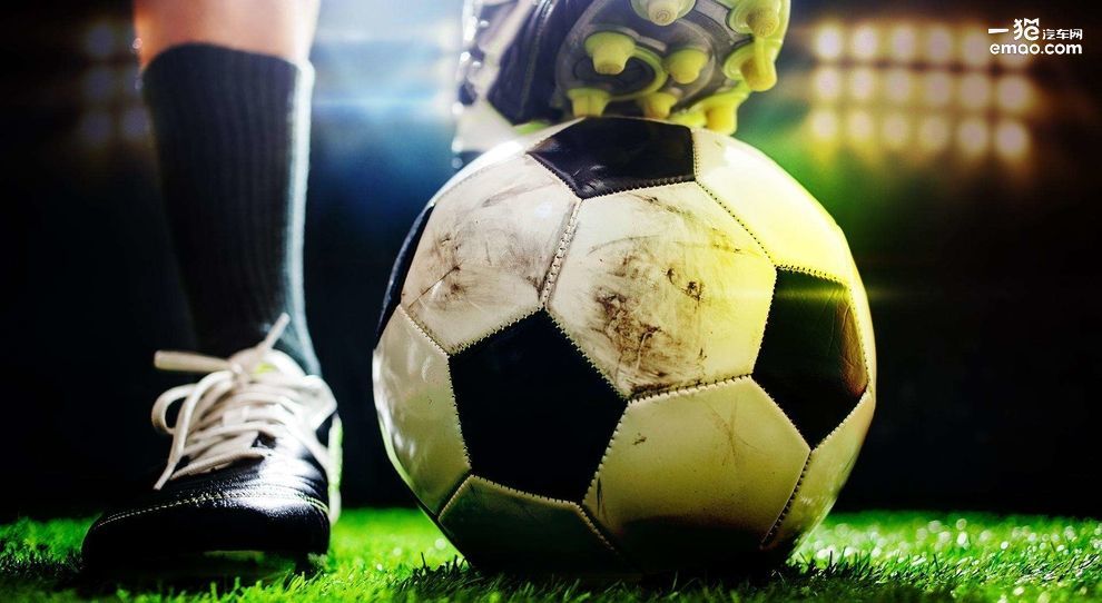 男人一生绕不过的两个点：思域和足球=激情和生活