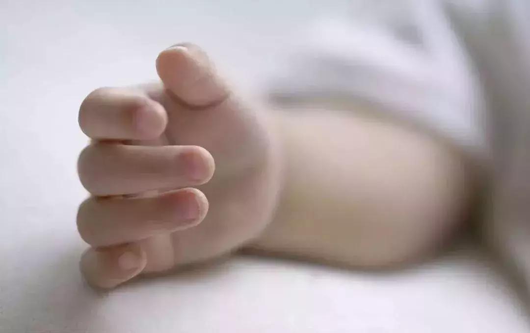 幼儿急疹猩红热水痘手足口鉴别,麻疹猩红热水痘手足口鉴别