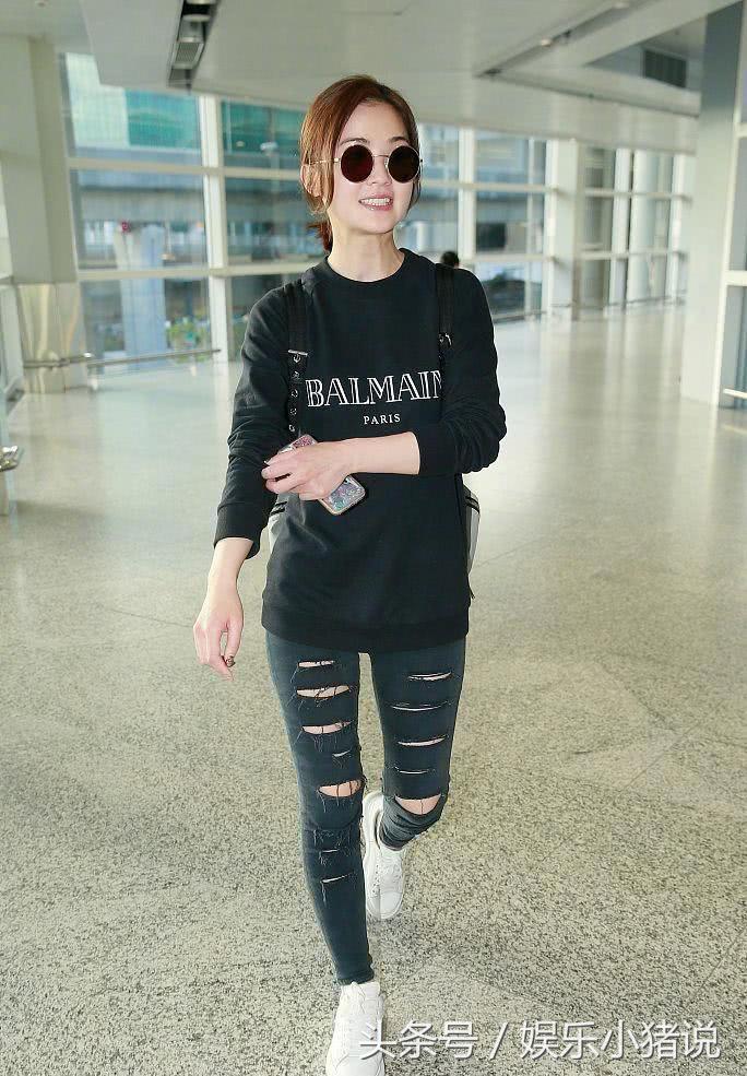 阿sa晒婚纱美照透露还不想结婚,阿sa承认恋情后现身