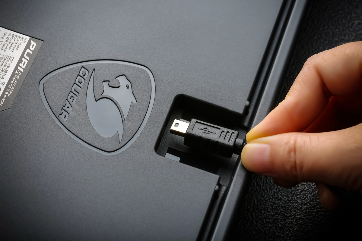 骨伽键盘红轴,骨伽700K电竞机械键盘