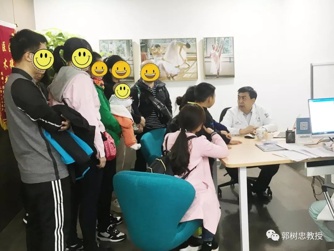 小耳症如何治疗能听到声音,小耳畸形妈妈怎样安慰孩子