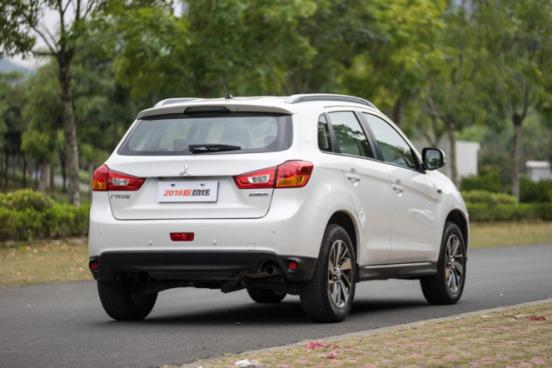 别问值不值,别问值不值得