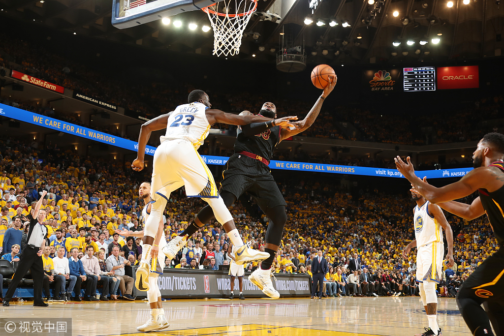 詹皇砍16分难耐失误11次,勒布朗詹姆斯打爆多少人