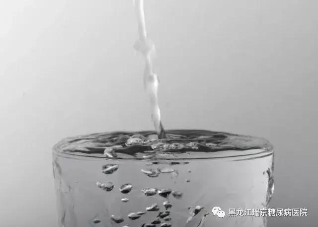 糖尿病人夏天控糖注意事项,糖尿病人夏季如何解暑