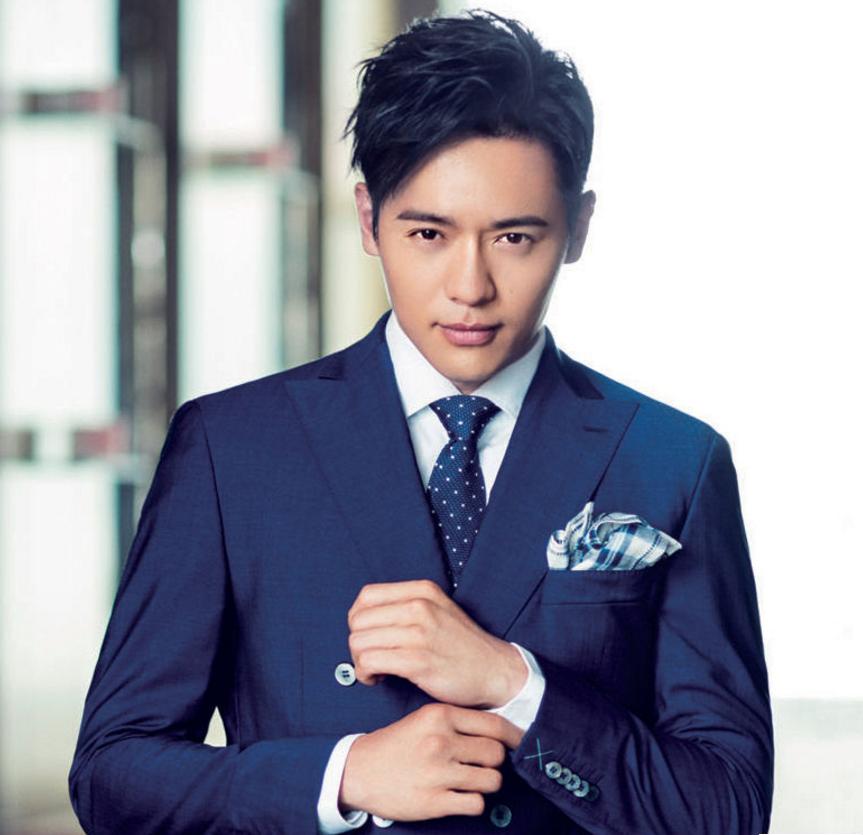 踢足球最好的明星鹿晗,娱乐圈会踢足球的明星