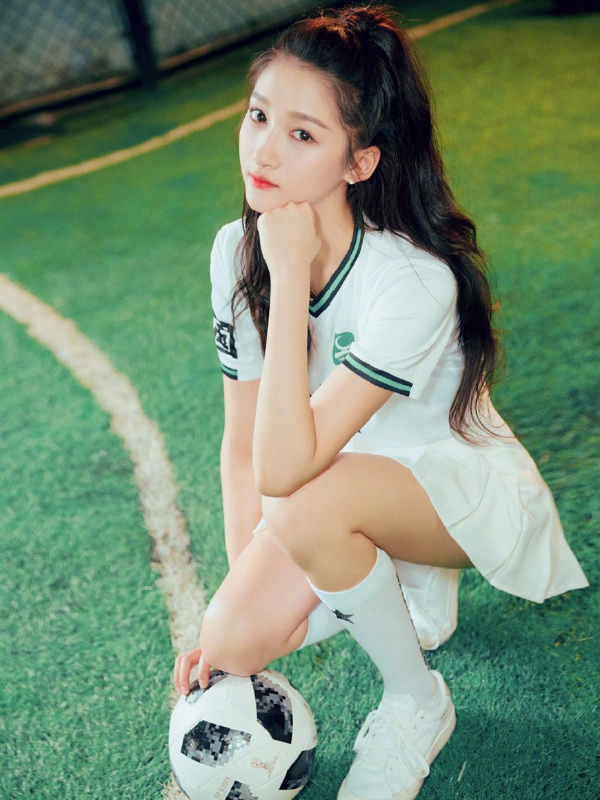 杨幂关晓彤穿衣打扮,关晓彤杨幂杨颖身材