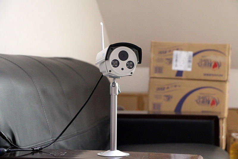 防小偷监控器,家用监控如何防小偷