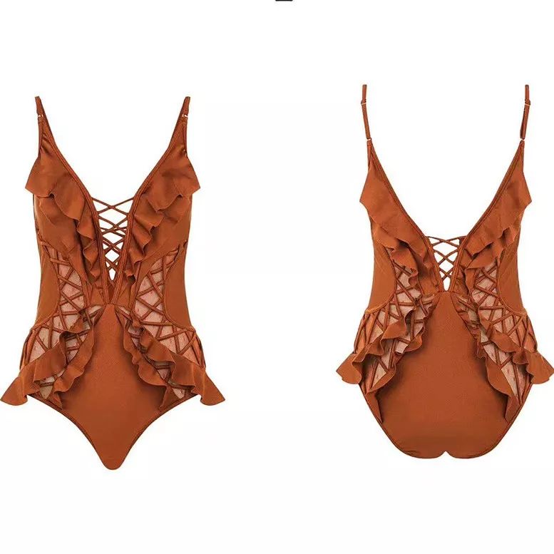 忘了飞机场和小肚腩，泳衣选对，通通完美