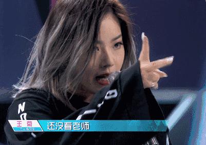 忘了飞机场和小肚腩，泳衣选对，通通完美