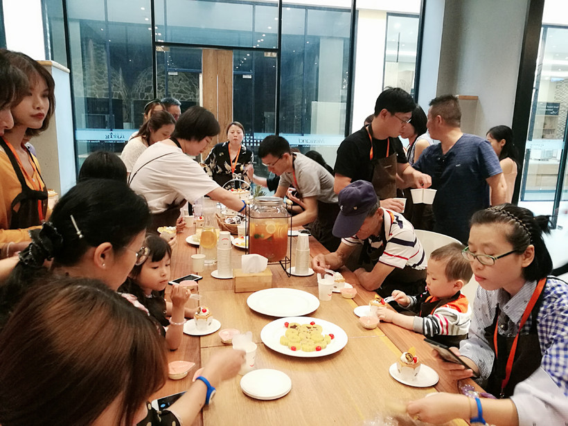 皇冠蛋糕工厂做什么,皇冠蛋糕工厂