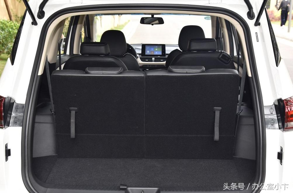 宝骏360和长安欧尚a600哪个好,宝骏310w对比长安欧尚a600