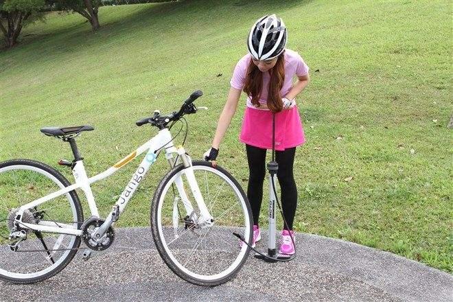 原子的内部绝大部分是空的,原子中绝大部分空间都是空的