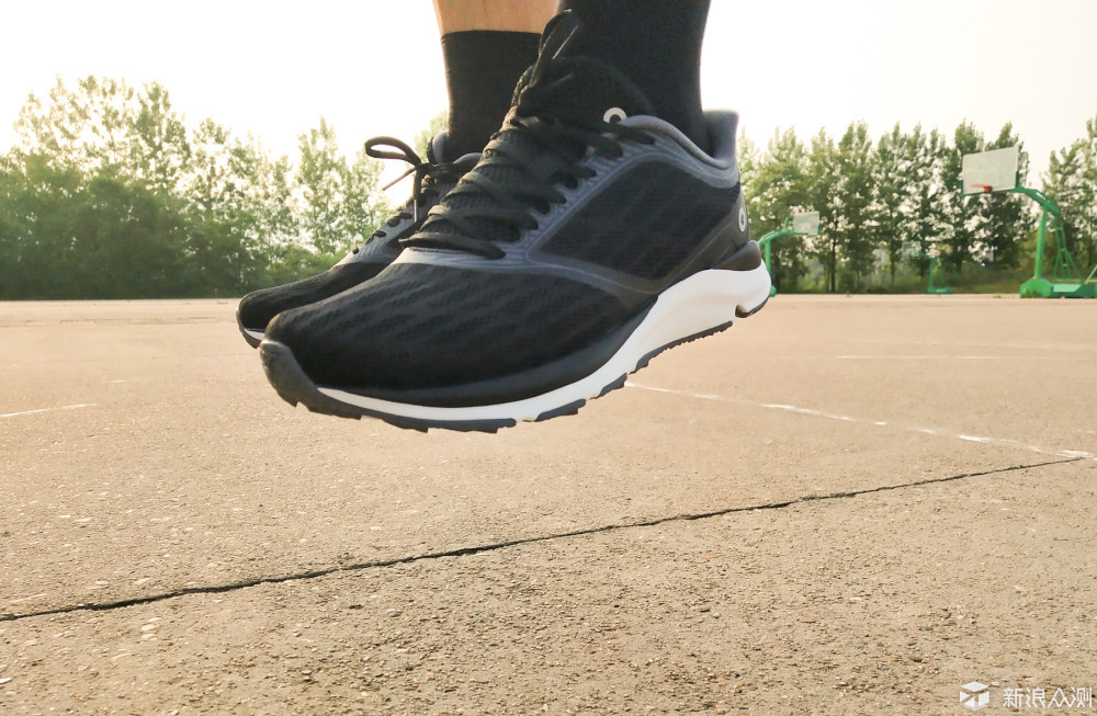 amazfit羚羊跑鞋,amazfit羚羊轻户外跑鞋2