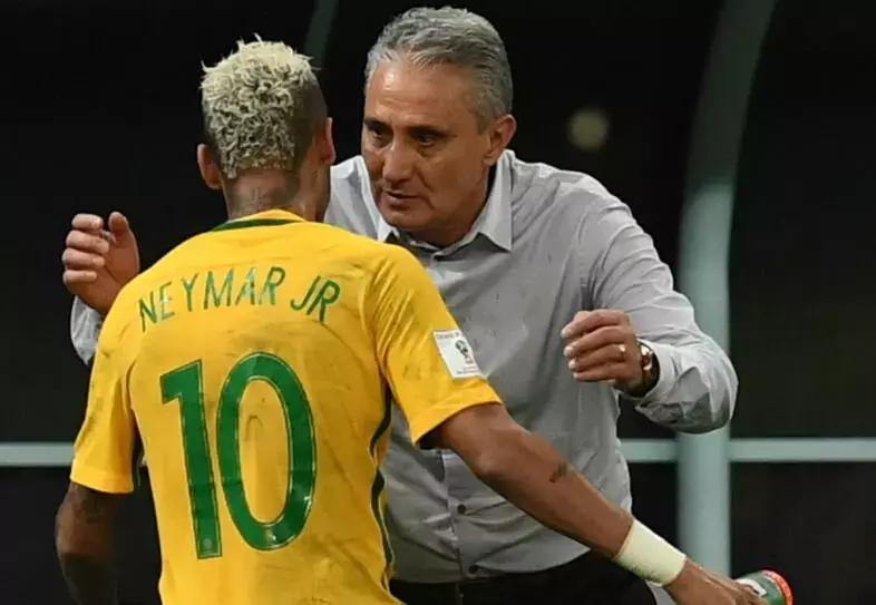 巴西世界杯精选,巴西0比1喀麦隆仍头名出线