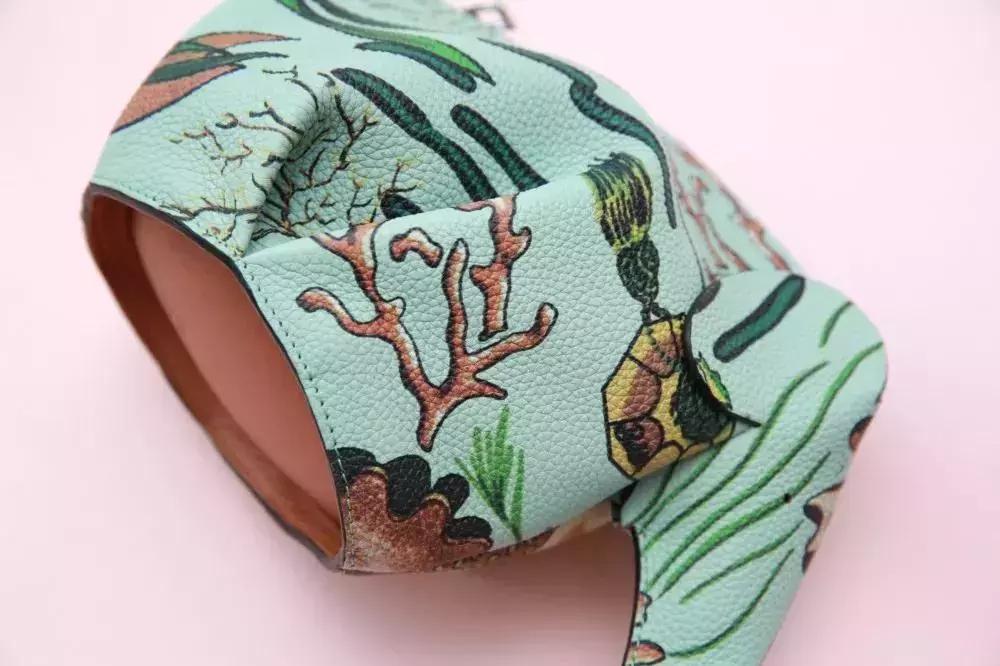 loewe同款包,loewe小象包能装吗