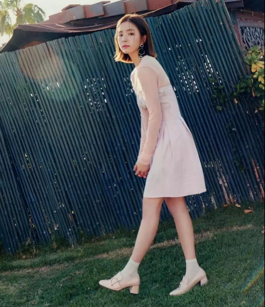 绑带上衣女冬款爆款2022新款,女生穿绑带上衣