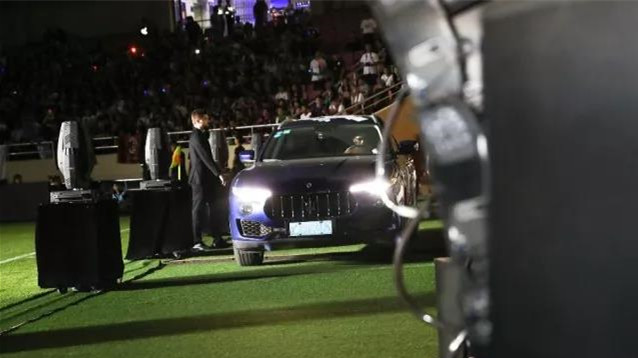 鹿晗世界杯首秀,鹿晗张杰联动