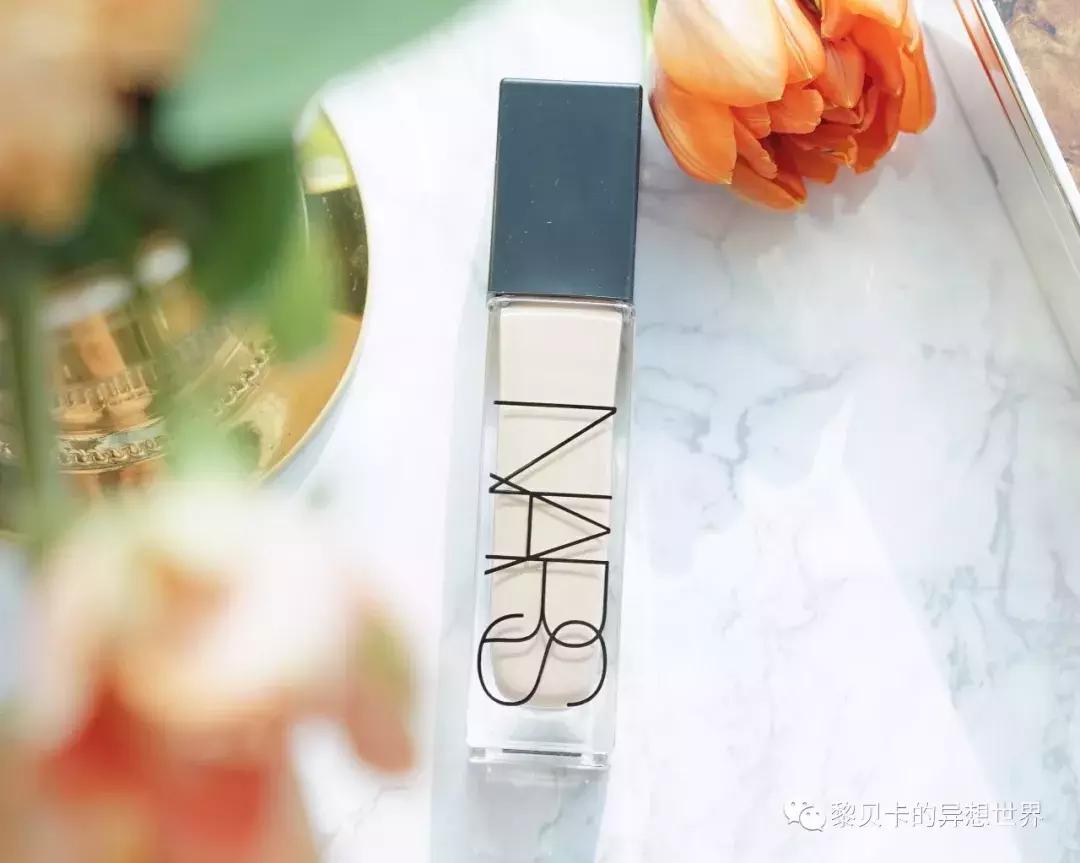 适合夏天用的粉底液遮瑕不脱妆,夏天脸部容易出汗适合哪个粉底液