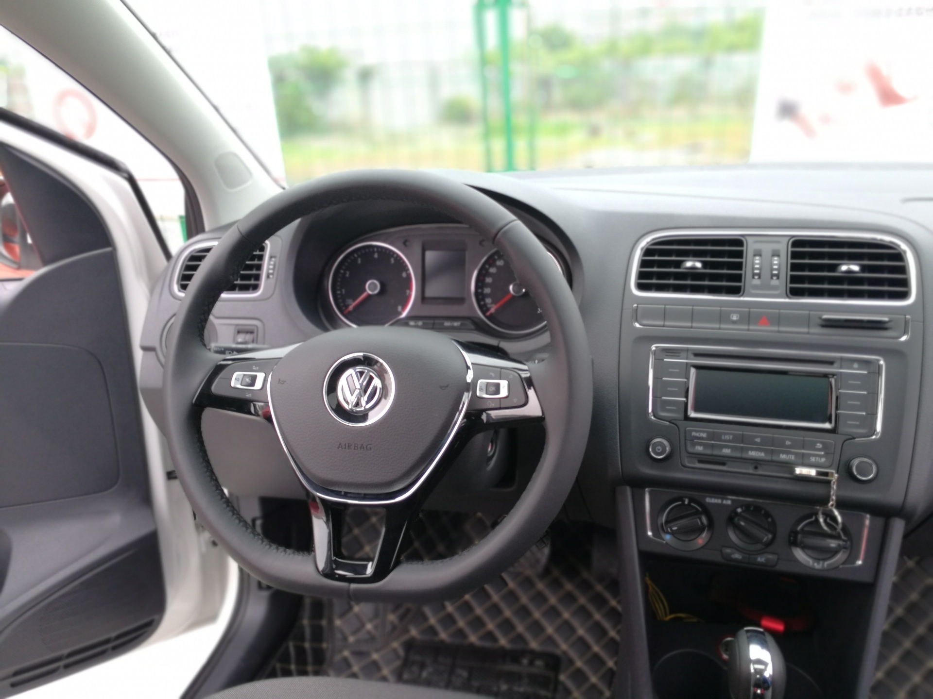 13款1.6自动豪华polo驾驶感受,2016款polo1.6自动舒适测试