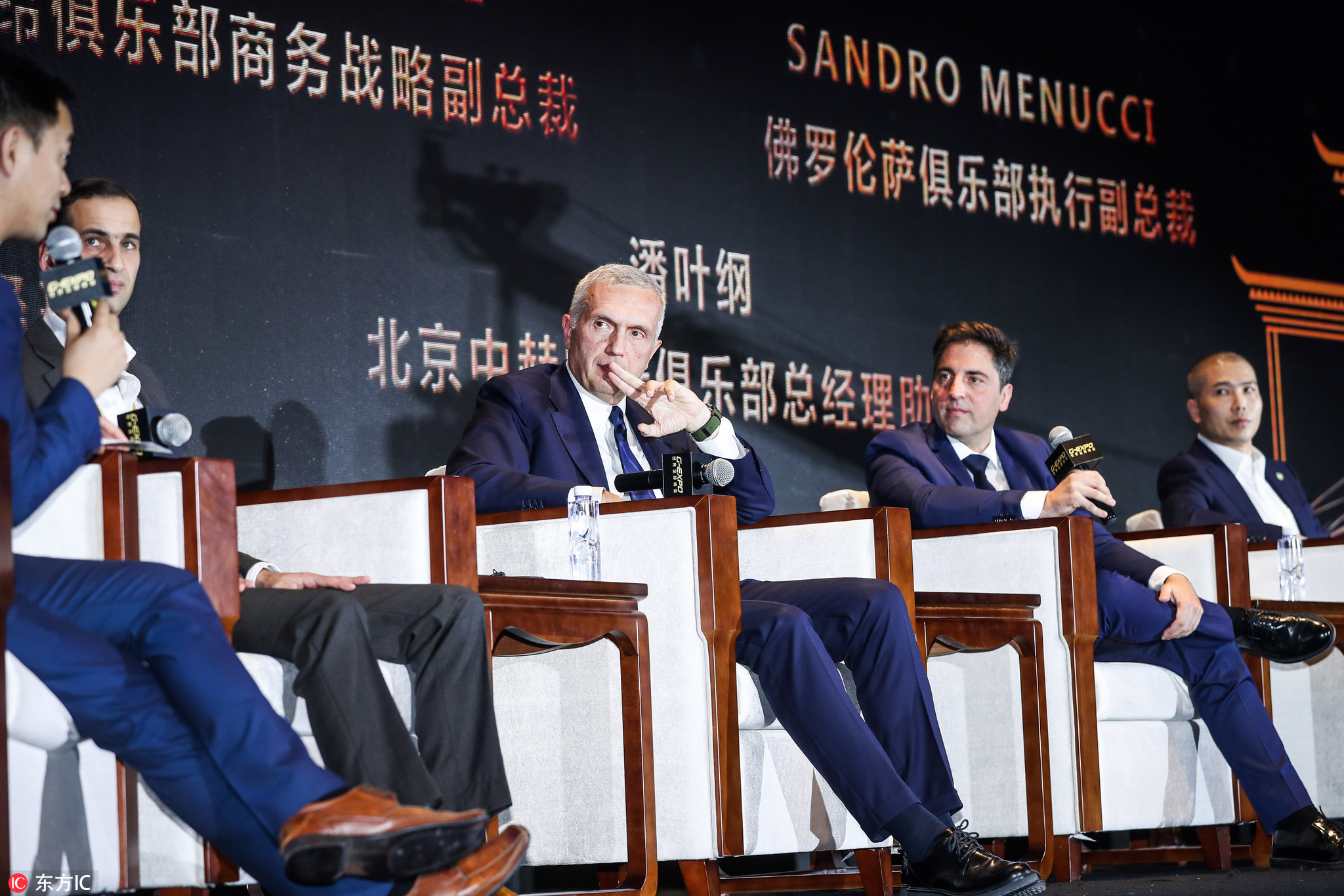 涓轰腑娆у悎浣滅殑鍙嬭皧涔嬫ˉ娣荤爾鍔犵摝,棣栧眾g-expo涓栫晫瓒崇悆宄颁細