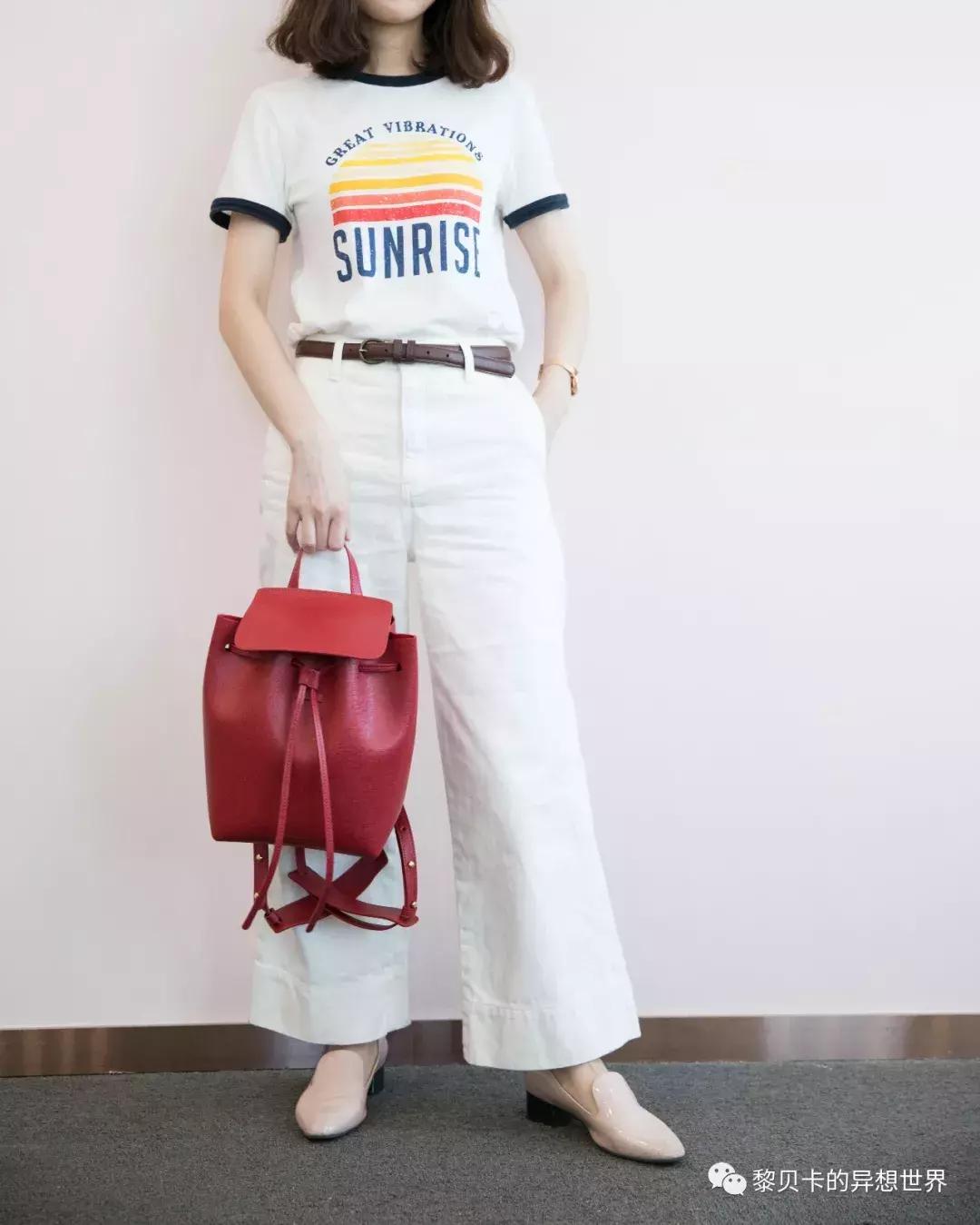 她们买了不少包，但天天背的还是这几个