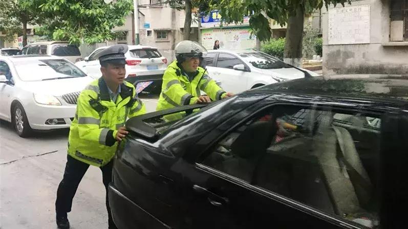 珠海现万能车孔小车！随便拿把车钥匙都能把车开走！