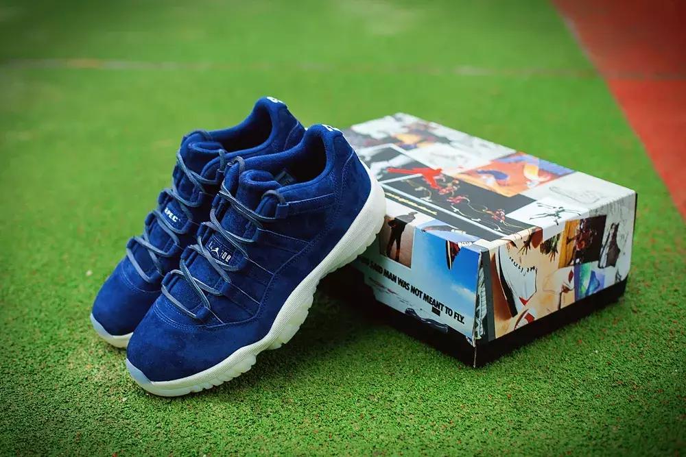 上个月发售的19双人气球鞋中，哪些的价格还没起飞？