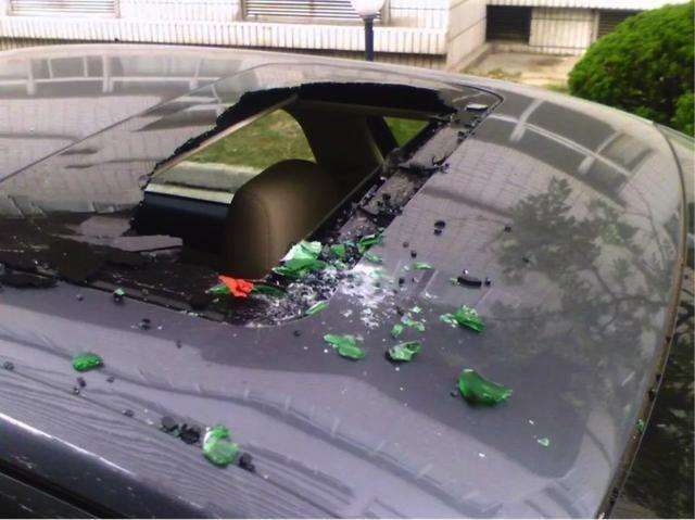 一体式全景天窗的优缺点,汽车的配置高低的区别