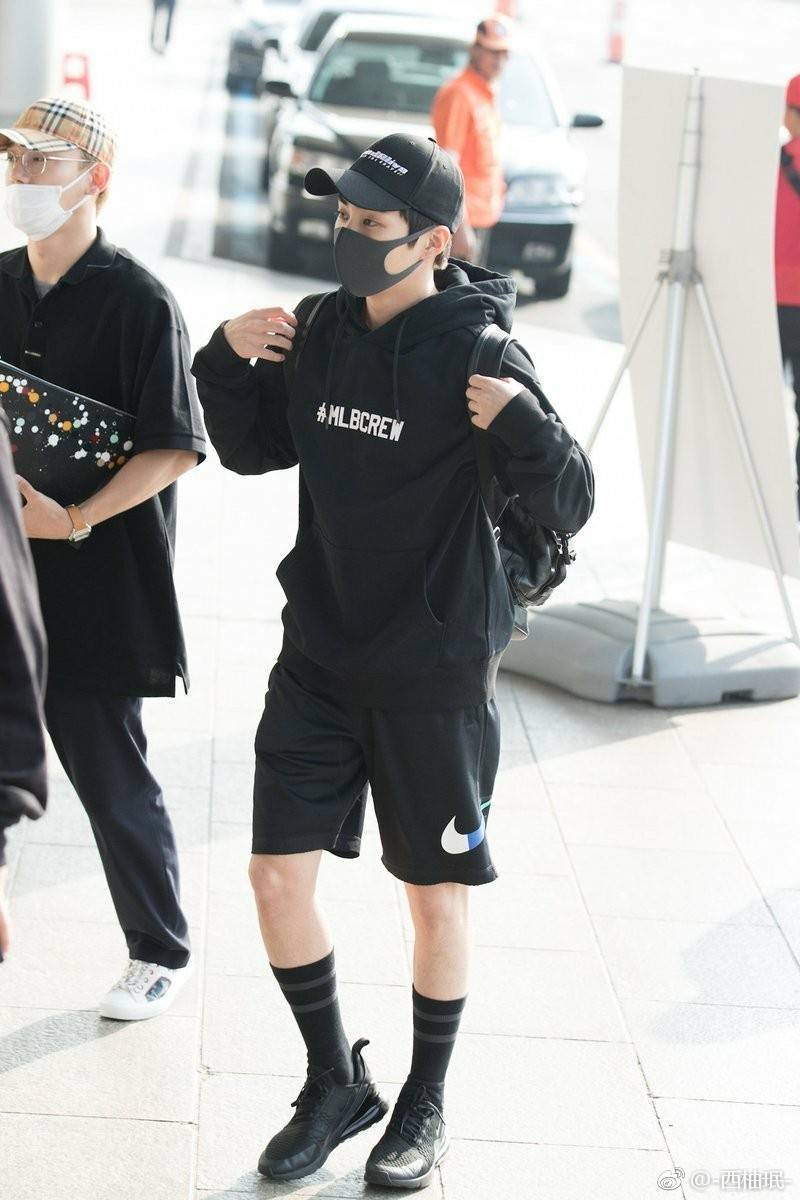 exo分享一波图片,exo分享服装