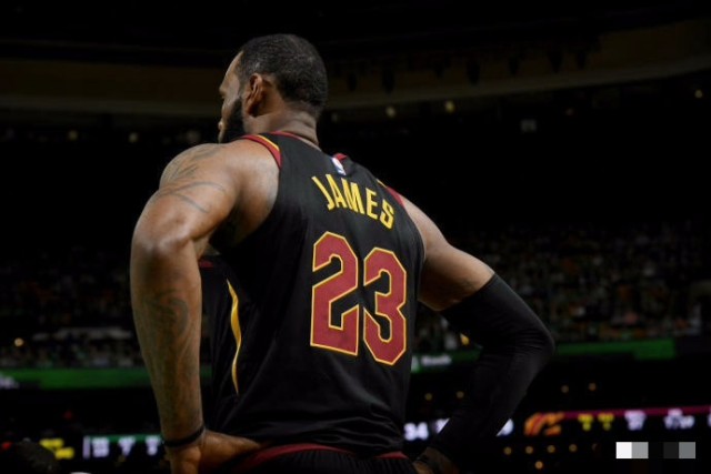 明星追星也疯狂江疏影,明星追星也疯狂杨幂