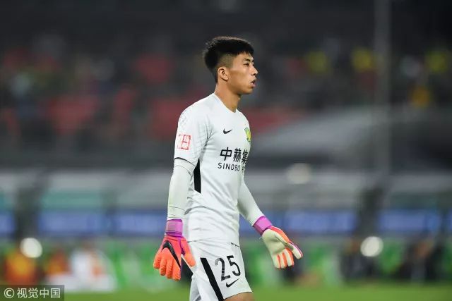 21岁练门将晚吗,21岁打中单