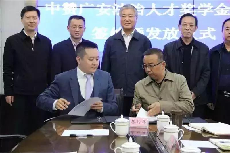 青年党员律师赵月林,成都律师赵月林