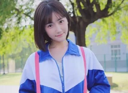 阿玛尼校服日本,中日学生的差别