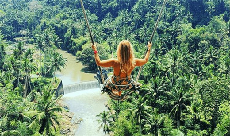 巴厘岛网红秋千天空,巴厘岛网红秋千最美音乐