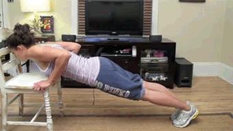 胸部下垂两个动作美化胸型,胸部提升训练改善胸型