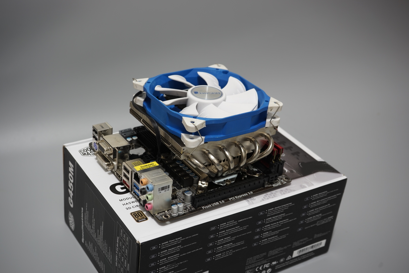 天热了汽车需要更换冷却液吗,天热师傅修空调的说说