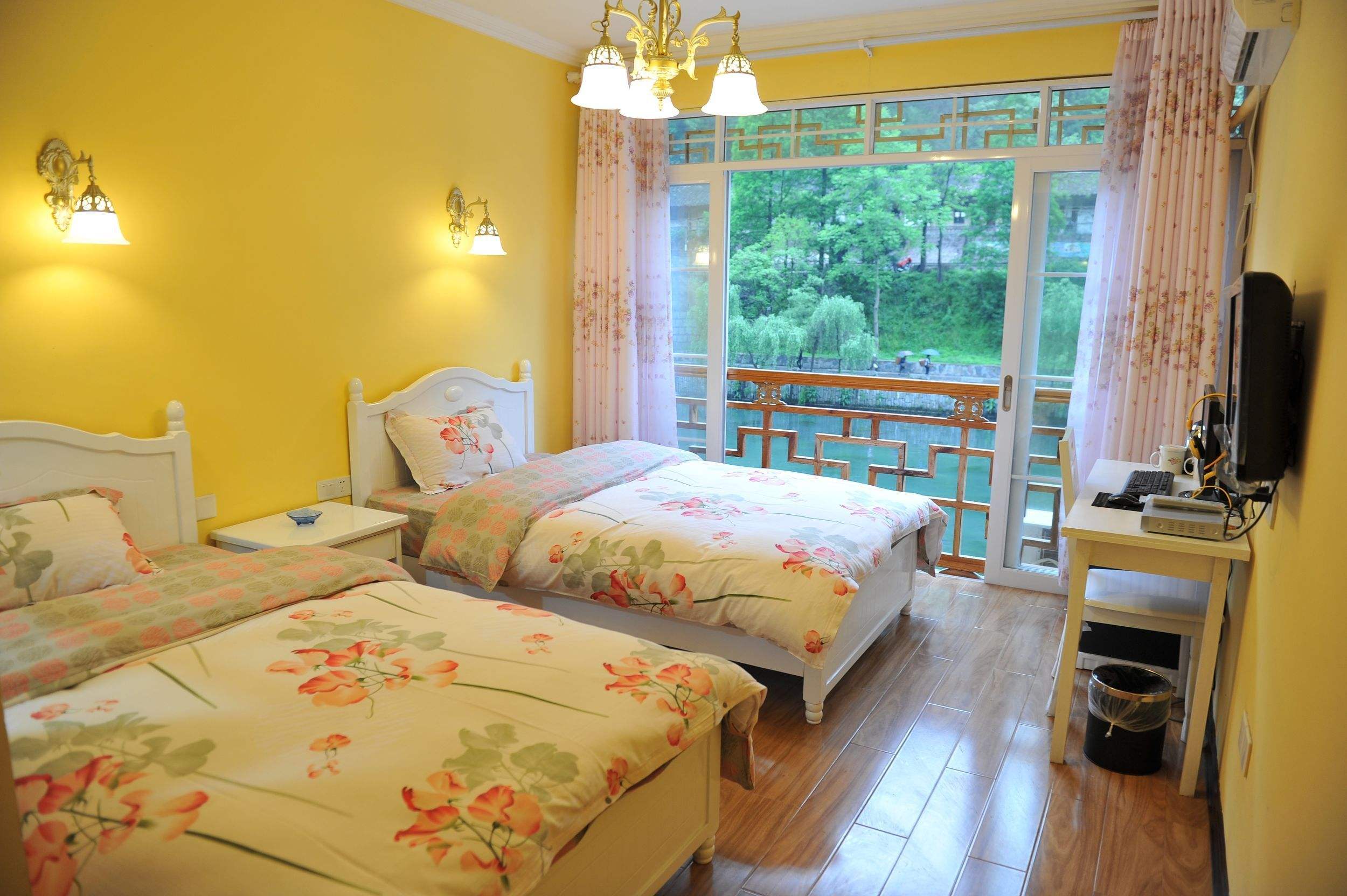 凤凰古城旅游攻略最新,凤凰古城详细旅游攻略