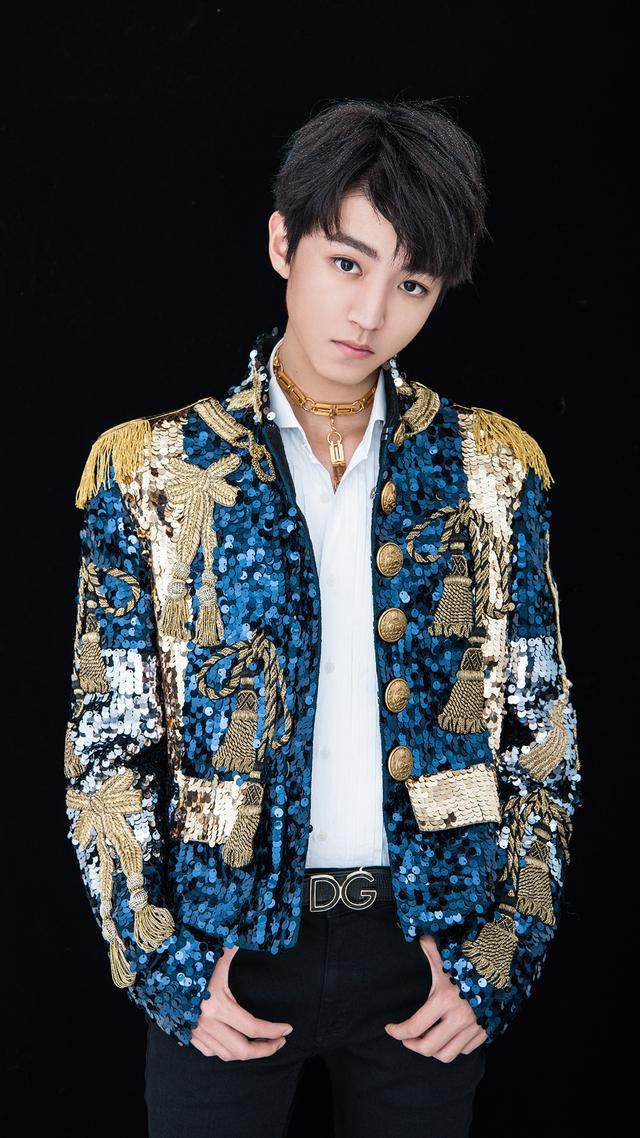 鹿晗梦想成为足球运动员,鹿晗梦想踢球