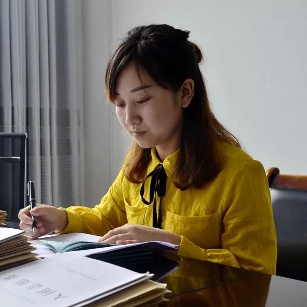 用心用爱做教育温暖每一个孩子,用心做教育用爱来传递给老师点赞