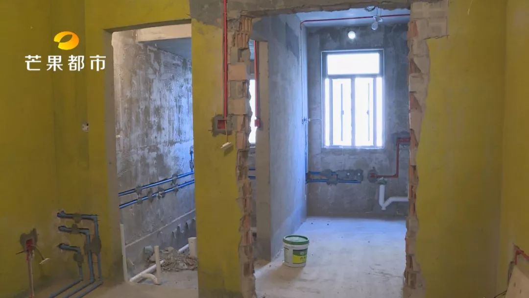 有赔了！“苹果装饰”工地烂尾了的，赶紧到这里登记